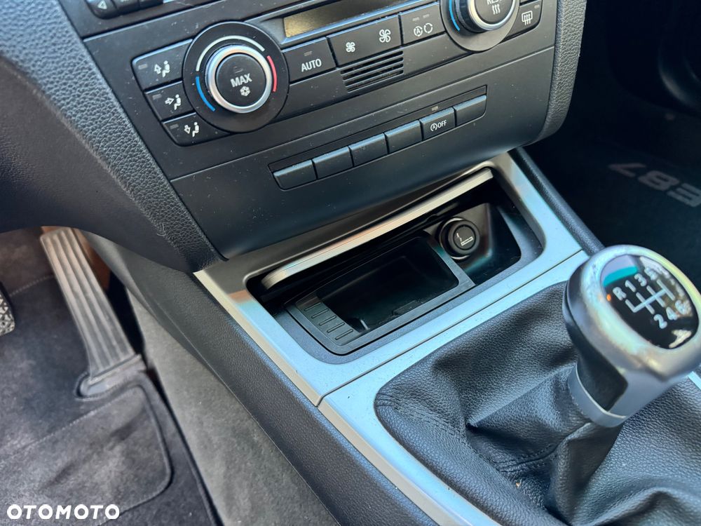 BMW Seria 1 - 15