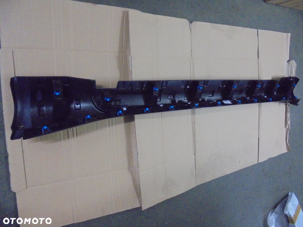 LISTWA PROGOWA PRAWA JEEP COMPASS - 2