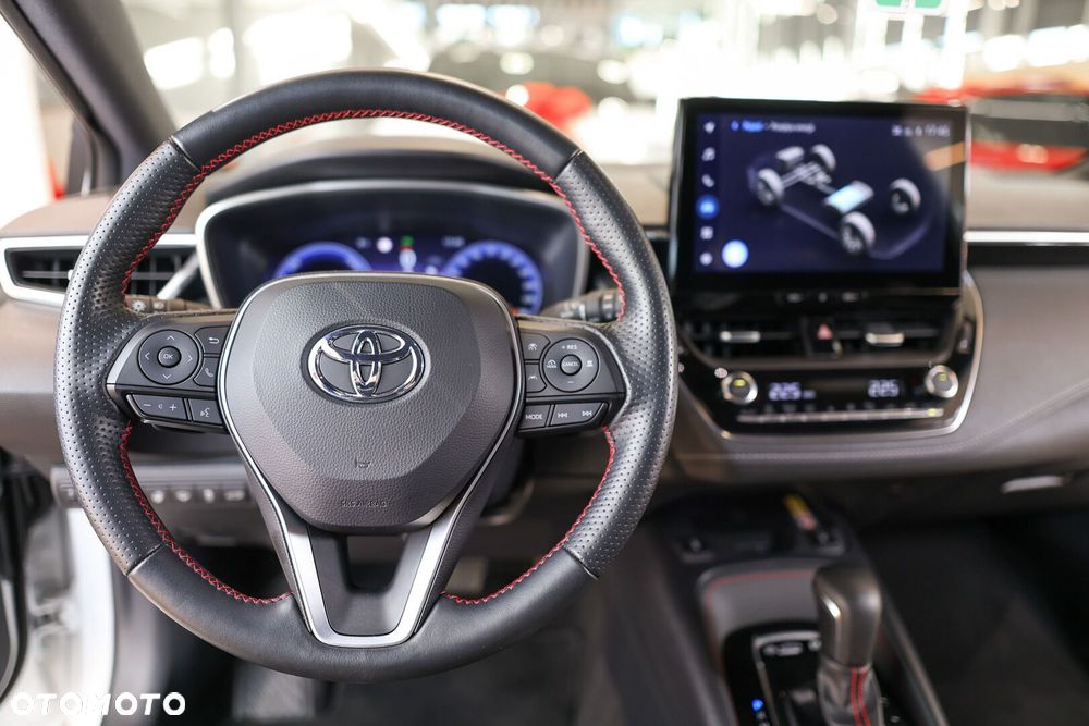 Toyota Corolla 2.0 Hybrid GR Sport Dynamic - 24
