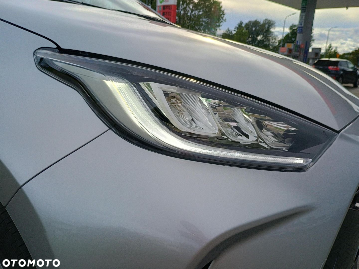 Toyota Yaris Hybrid 1.5 Style - 9