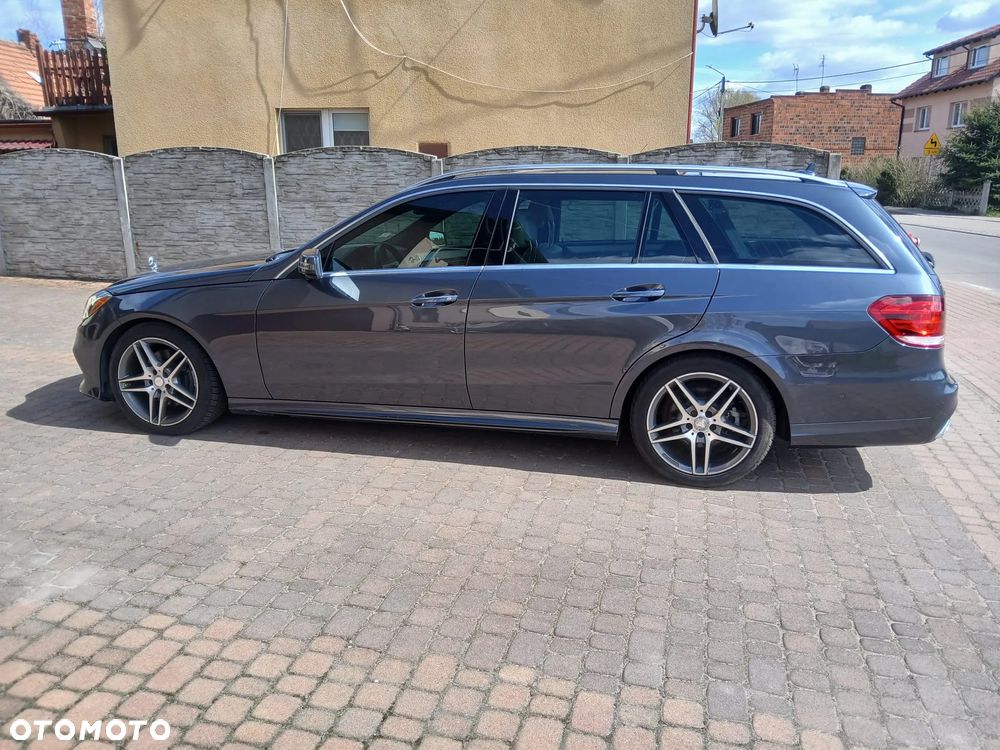 Mercedes-Benz Klasa E 350 4Matic 7G-TRONIC Elegance - 14