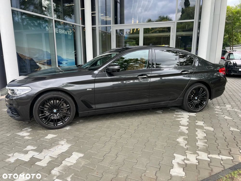 BMW Seria 5 540i xDrive GPF Luxury Line sport - 1