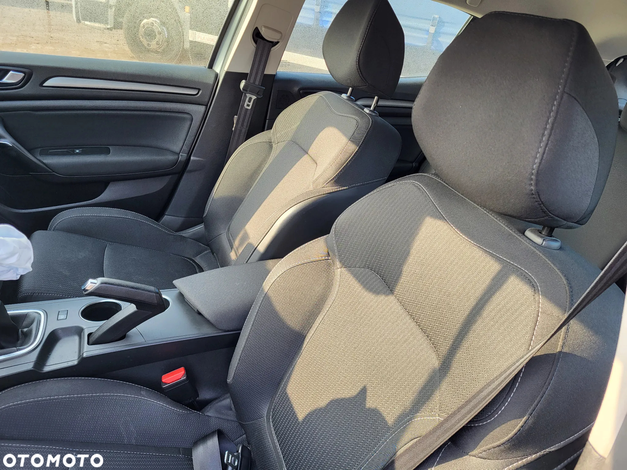 Renault Megane 1.0 TCe Life - 26