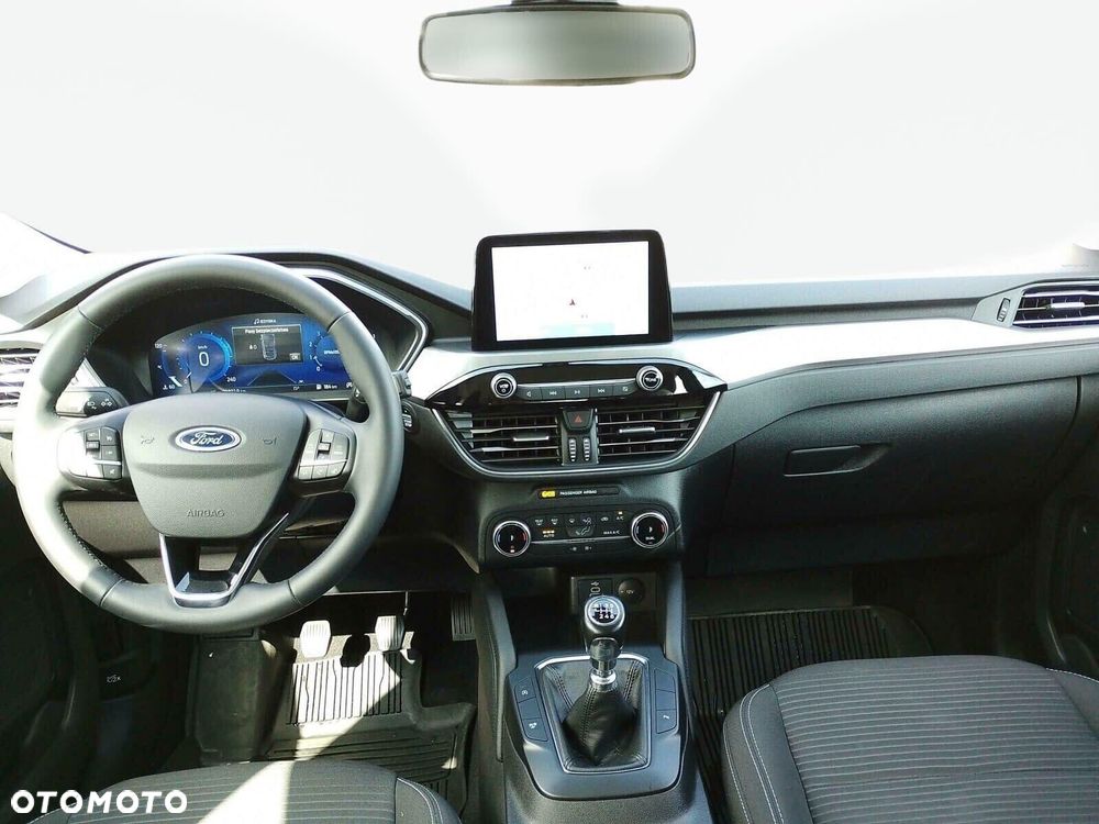 Ford Kuga - 12