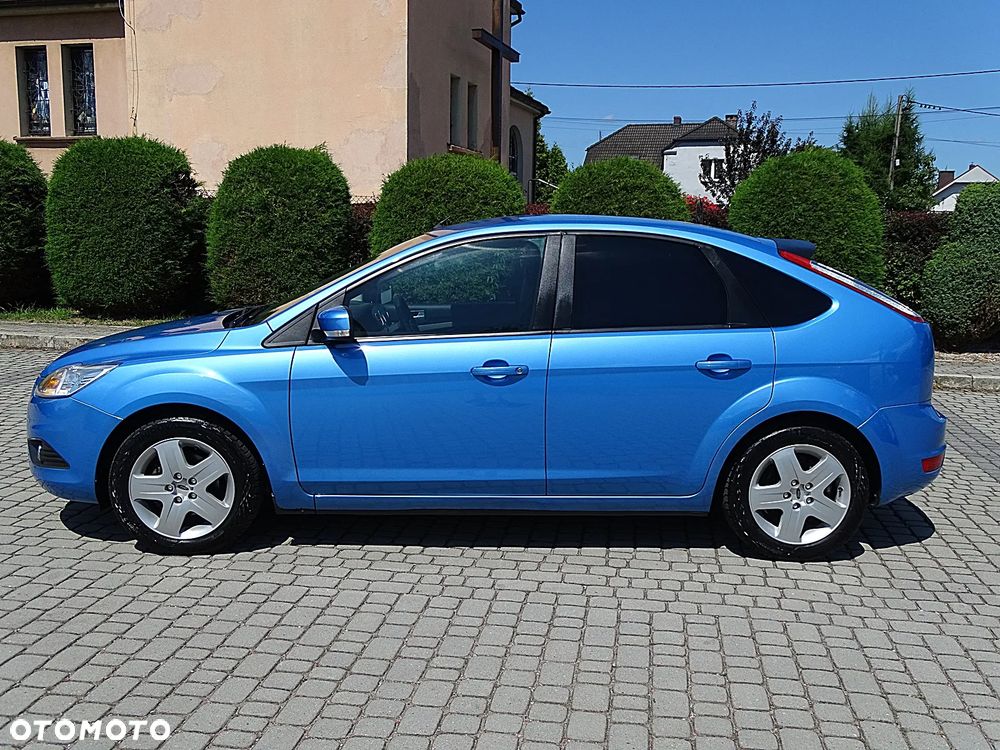 Ford Focus 1.6 16V Ghia - 10