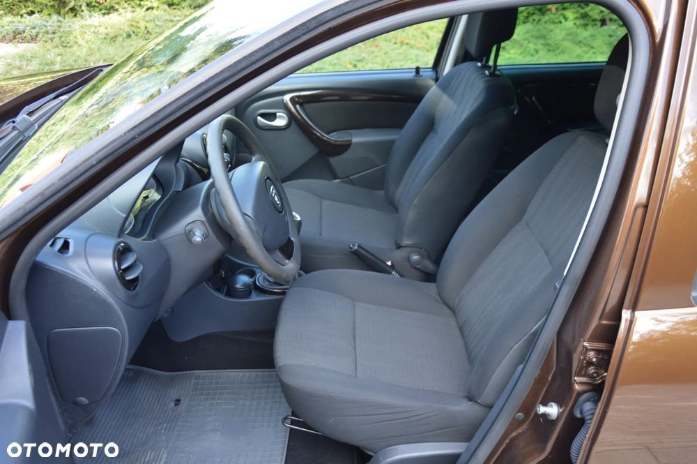 Dacia Duster 1.6 16V 4x2 Essentiel - 8