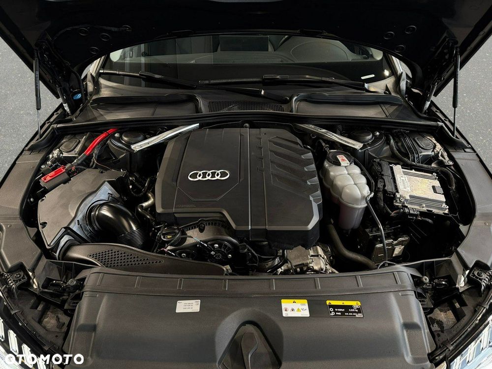 Audi A4 Limousine - 32