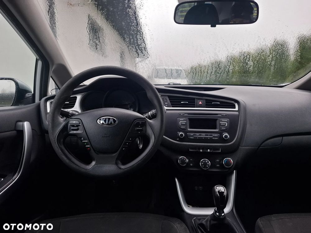 Kia Ceed - 7