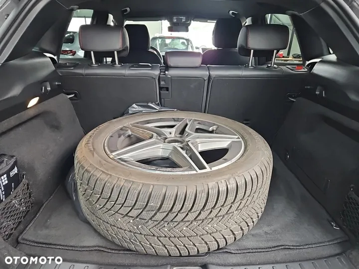 Mercedes-Benz GLA 200 4-Matic AMG Line - 10