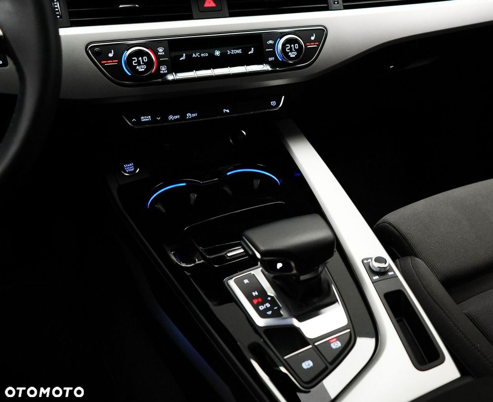 Audi A4 Limousine - 25
