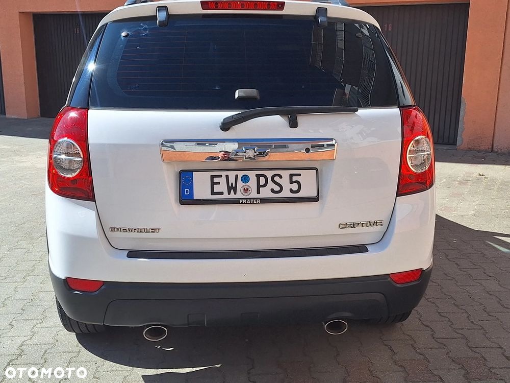 Chevrolet Captiva 2.4 2WD Travel Edition - 7