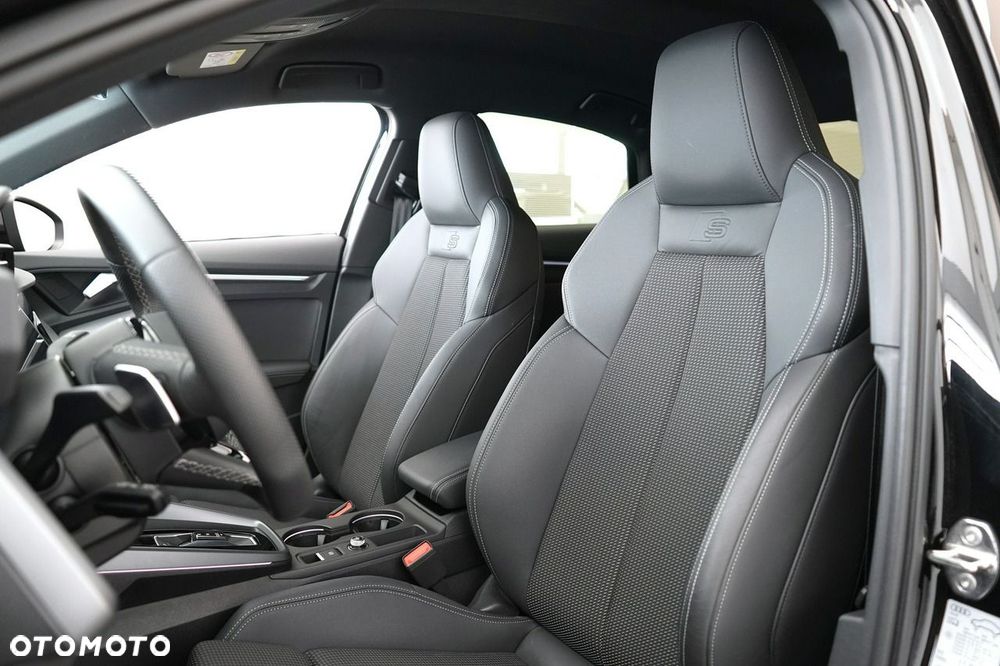Audi A3 Limousine - 14