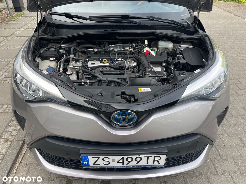 Toyota C-HR 2.0 Hybrid Team Deutschland - 32