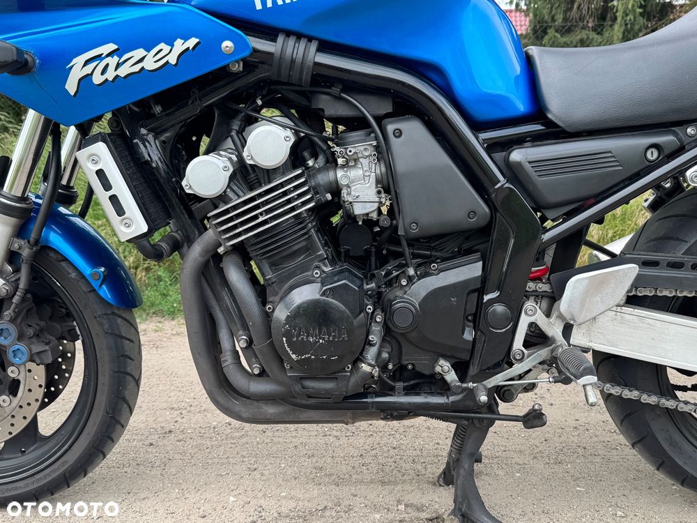 Yamaha FZS - 13