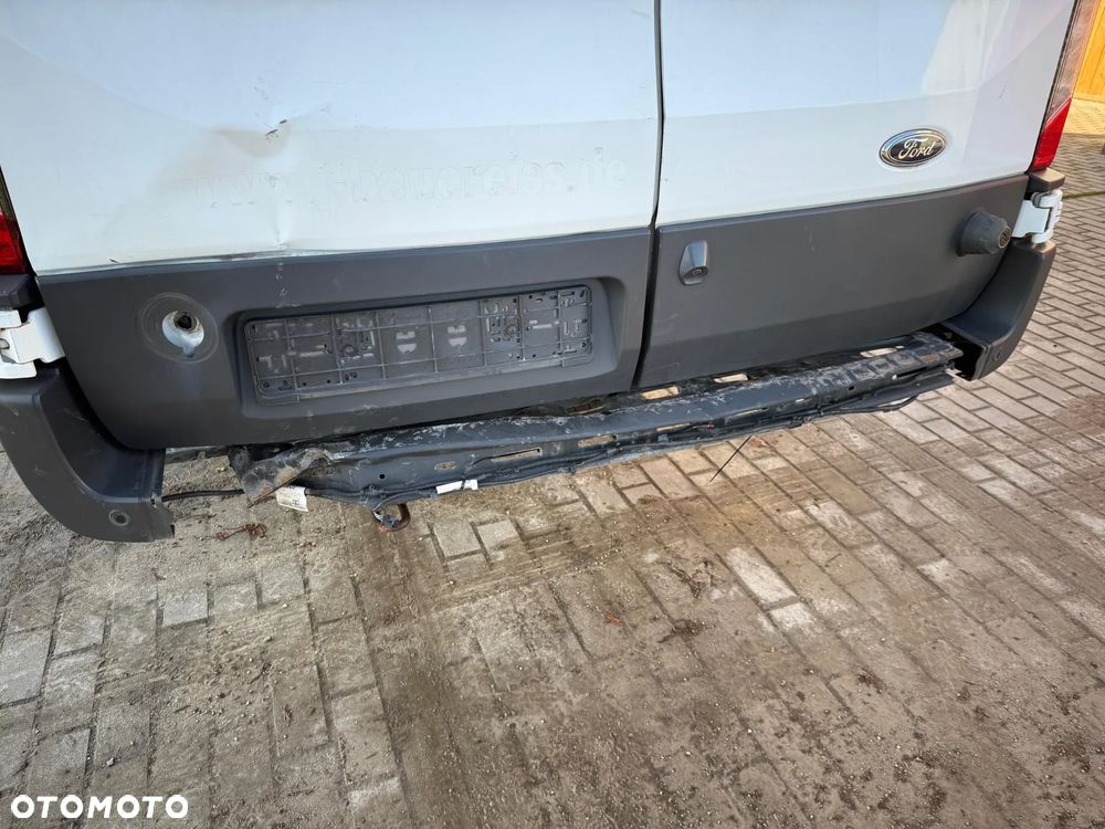Ford Transit - 13
