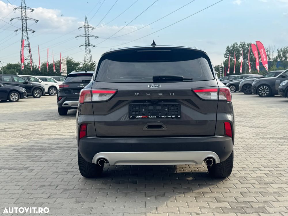 Ford Kuga 1.5 TDCi 2x4 Aut. Titanium - 6