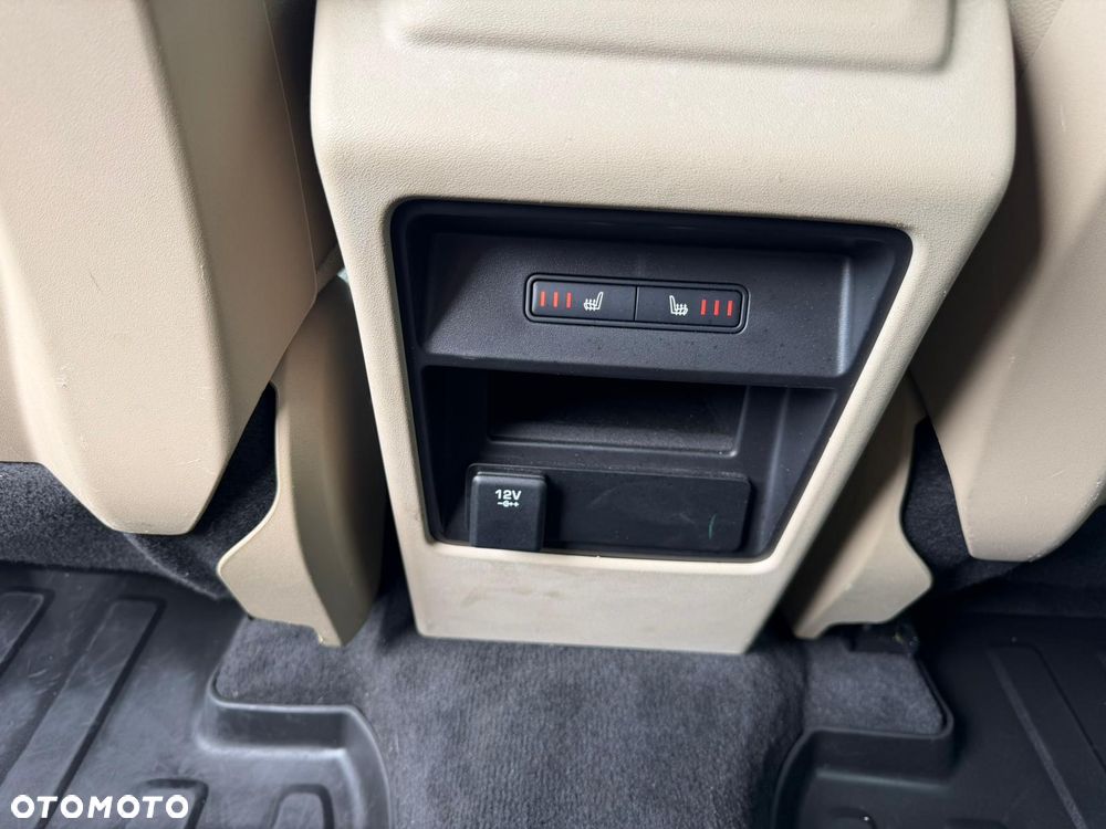 Land Rover Discovery Sport - 20