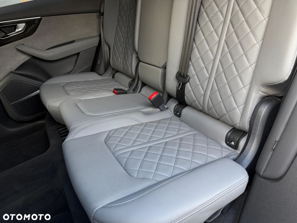 Audi Q8 50 TDI mHEV Quattro Tiptronic - 13