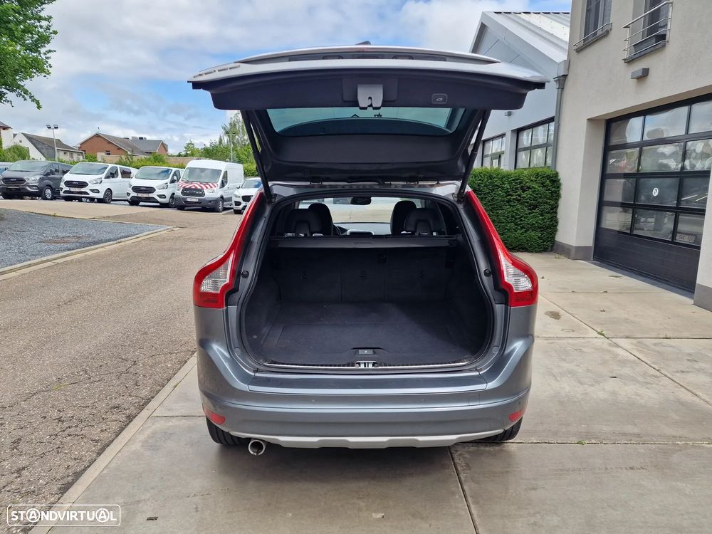 Volvo XC 60 2.0 D3 Dynamic Edition - 13