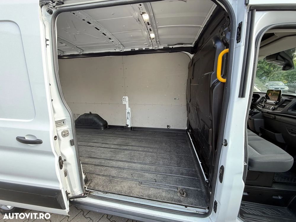 Ford Transit 310 2.0 EcoBlue 105 CP L3H2 Kombi FWD Base - 8