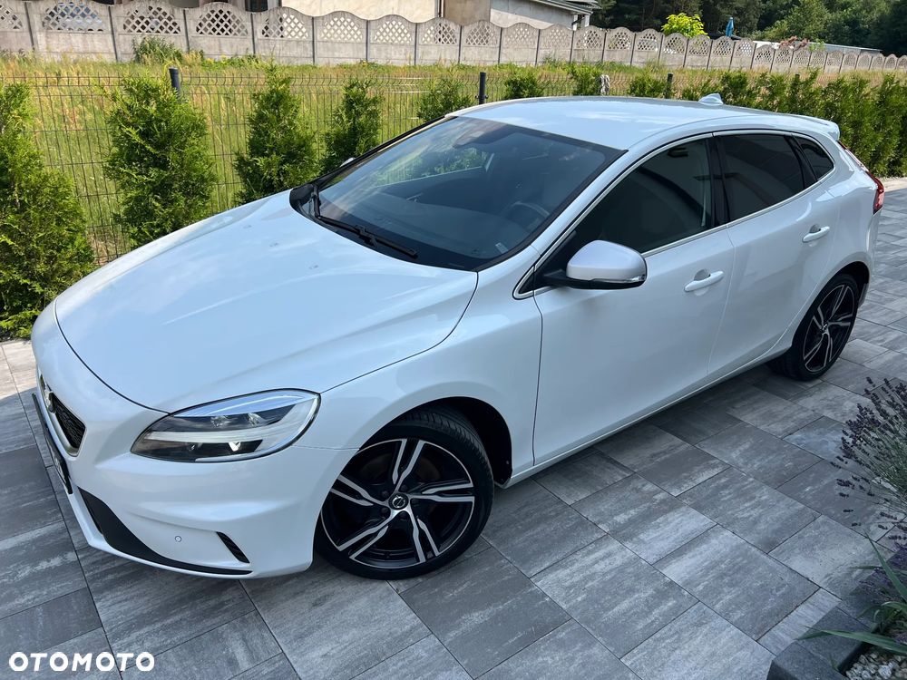 Volvo V40 T3 Inscription - 10