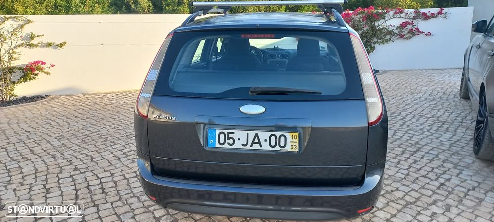 Ford Focus SW 1.4 16V Trend - 3