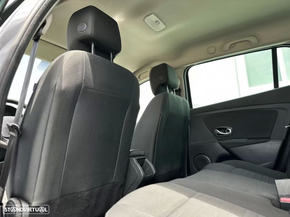 Renault Mégane Sport Tourer 1.5 dCi Limited - 15