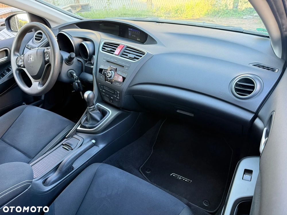 Honda Civic 1.4 i-VTEC Comfort - 17