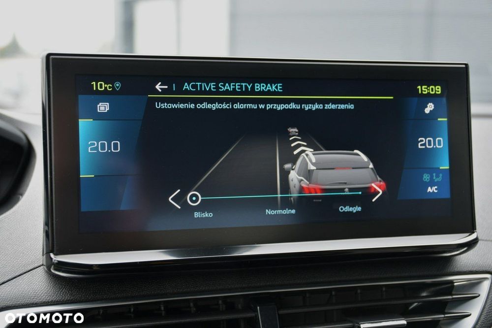 Peugeot 3008 1.6 PureTech HYbrid GT Line S&S EAT8 - 35