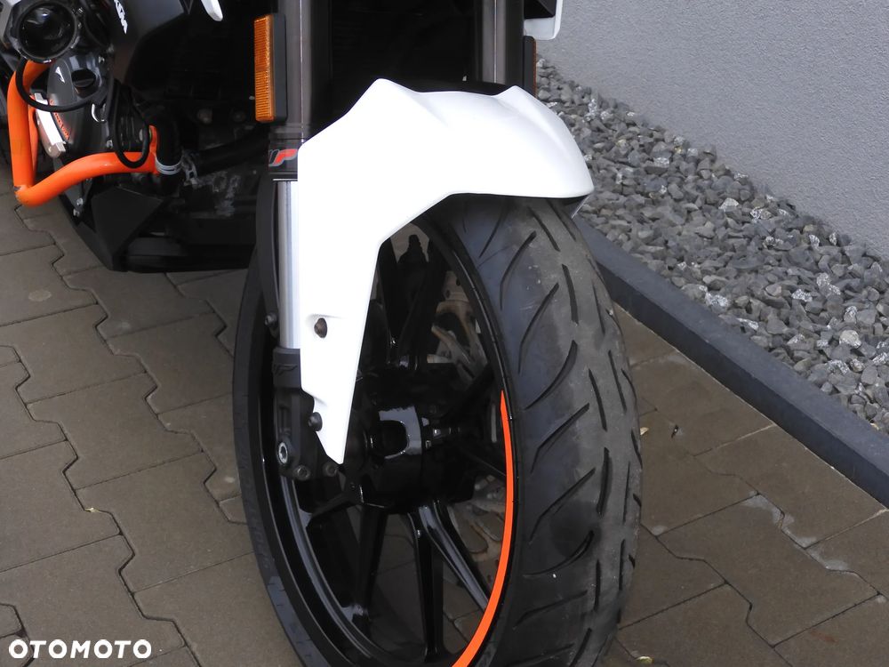 KTM Duke - 20