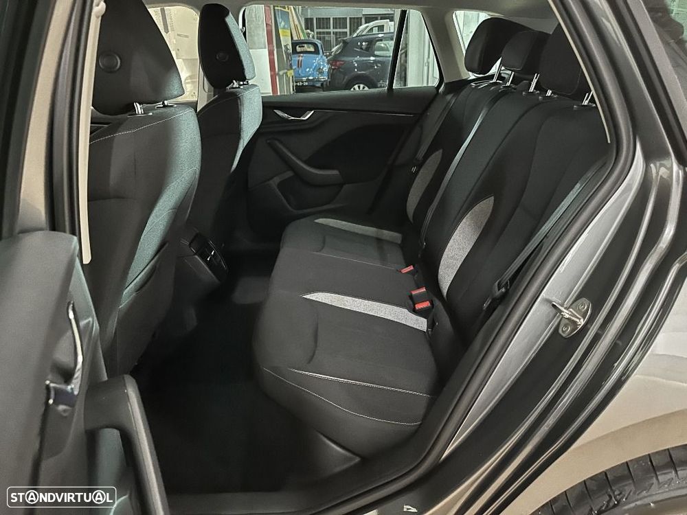 Skoda Kamiq 1.0 TSI DSG - 12