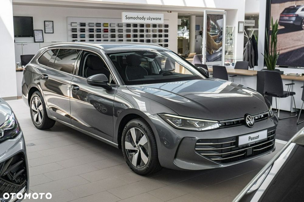 Volkswagen Passat - 4