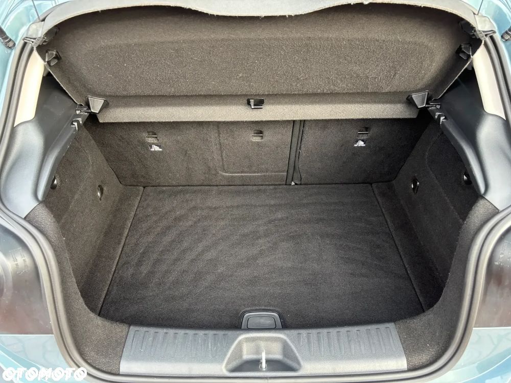 Mercedes-Benz Klasa A 180 (BlueEFFICIENCY) 7G-DCT Urban - 28