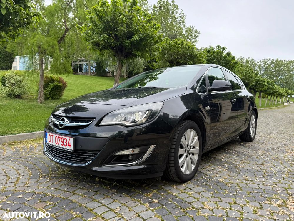 Opel Astra 1.7 CDTI DPF Exklusiv - 4