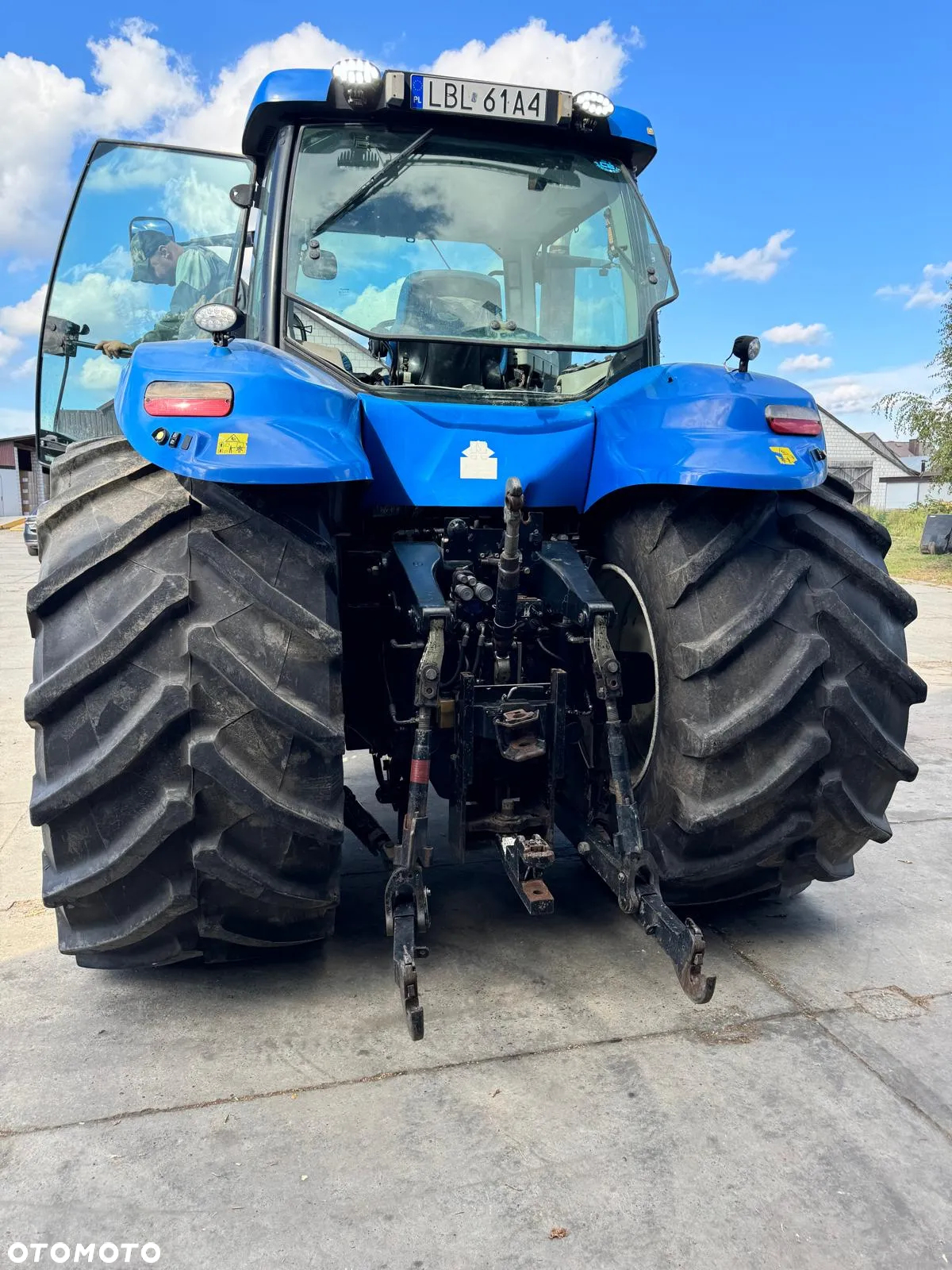 New Holland T8030 - 23