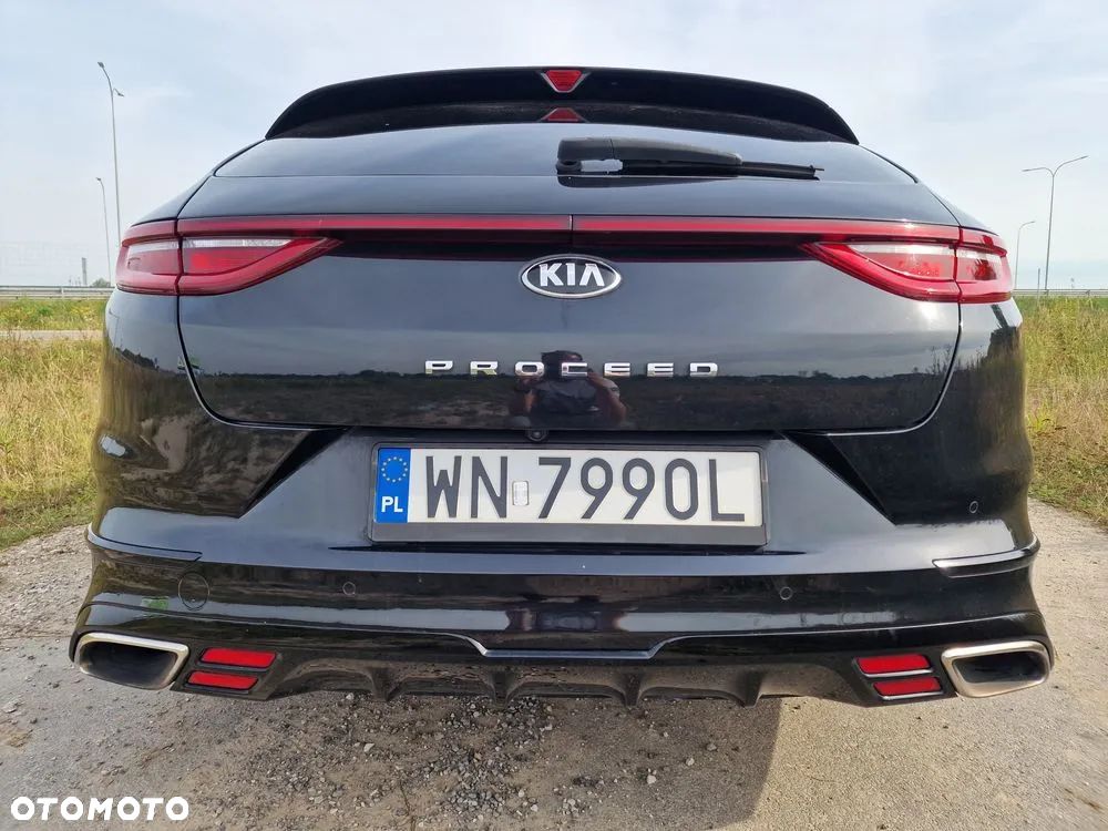 Kia ProCeed 1.6 T-GDI GT DCT - 3