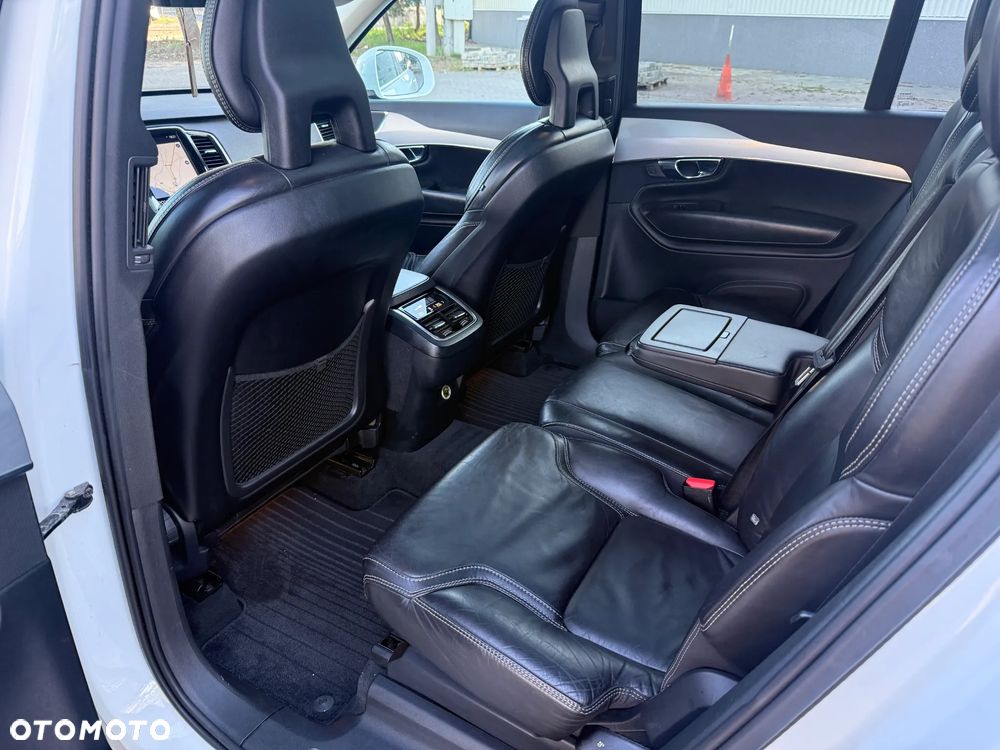 Volvo XC 90 - 14