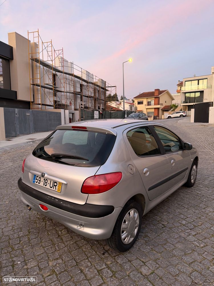 Peugeot 206 1.1 Color Line - 5