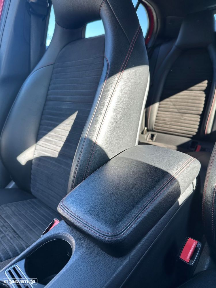 Mercedes-Benz GLA 200 CDi AMG Line - 19