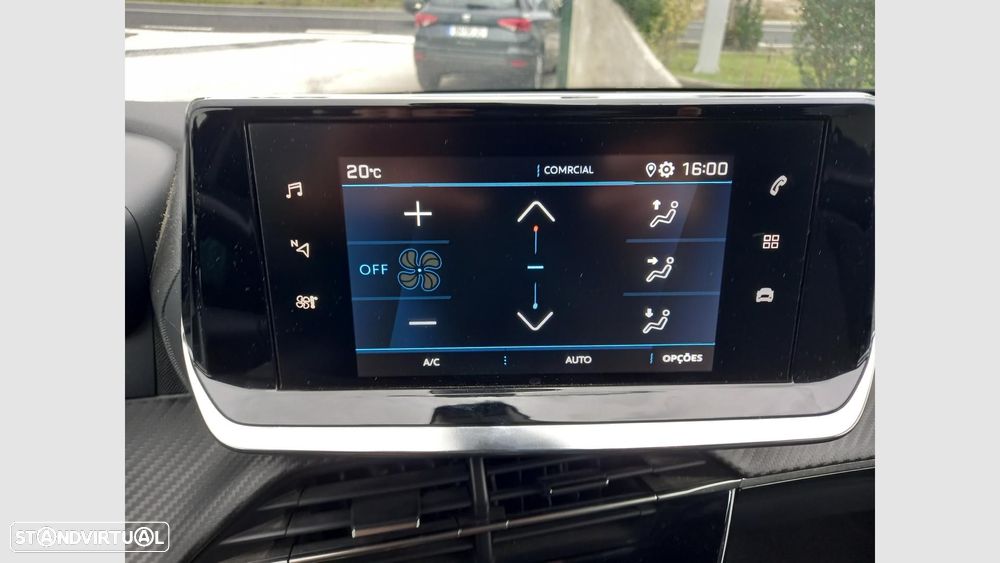 Peugeot 2008 1.2 PureTech Allure - 20