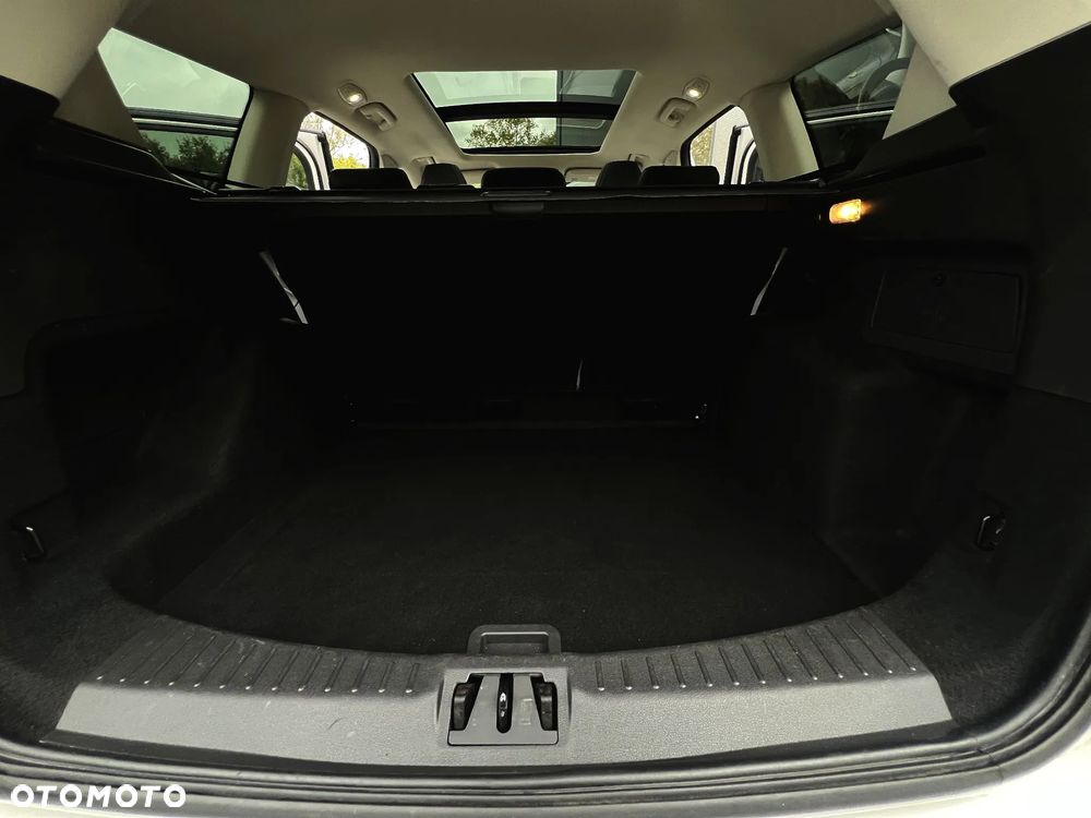 Ford Kuga 2.0 TDCi 4x4 Vignale - 19