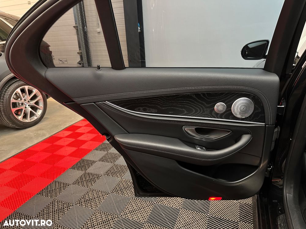 Mercedes-Benz E 300 de 9G-TRONIC AMG Line - 22