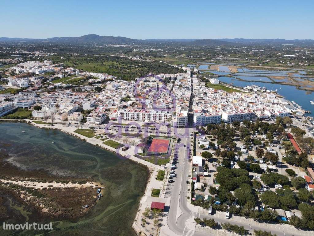 Apartamento T2+1 com Terraço Privativo em Fuzeta - Grande imagem: 3/14