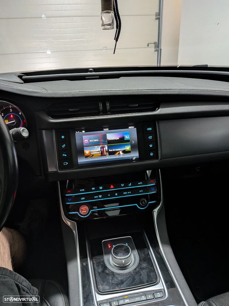 Jaguar XF 20d AWD Aut. R-Sport - 3