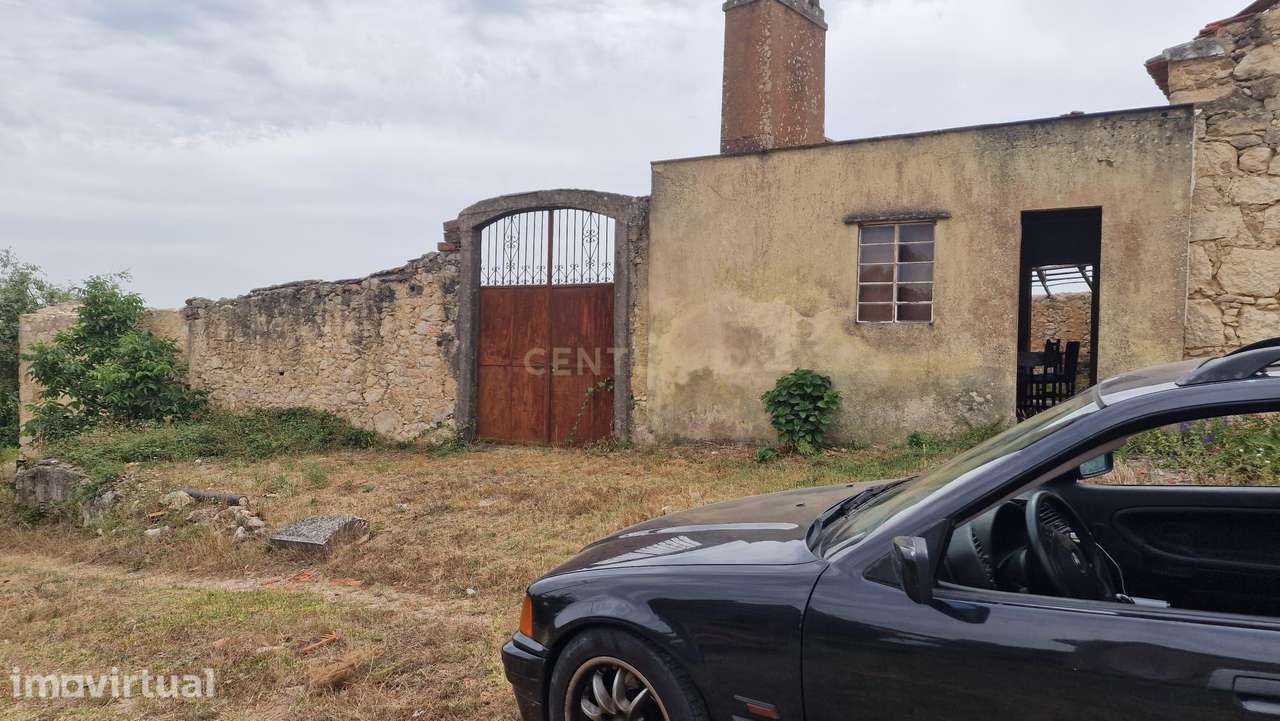 Ruina com Potencial em Colmeias, Leiria - Grande imagem: 3/6
