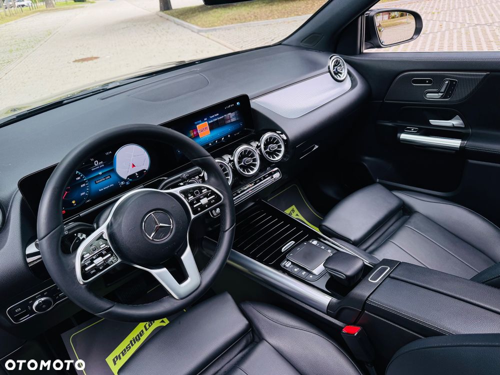 Mercedes-Benz GLA 200 d 8G-DCT Progressive - 25