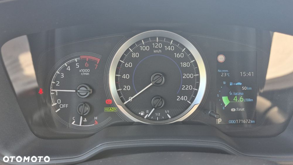 Toyota Corolla - 10