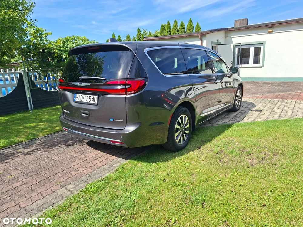 Chrysler Pacifica - 7