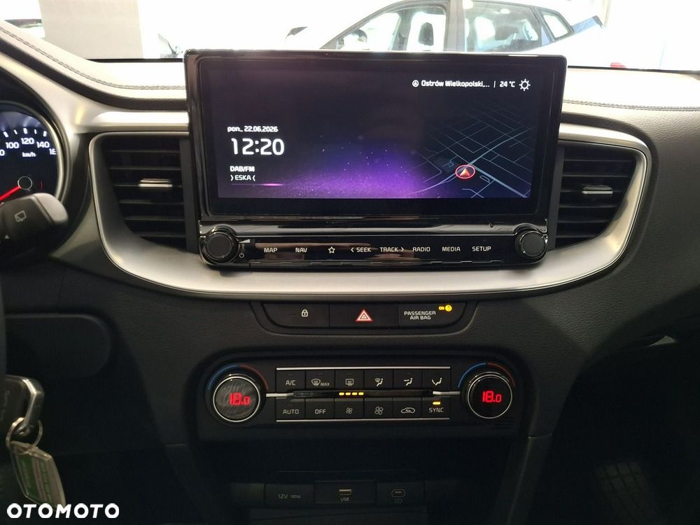 Kia Ceed 1.5 T-GDI M - 16