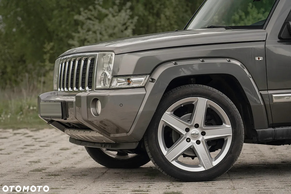 Jeep Commander 3.0 CRD Overland